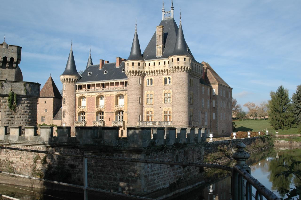 Hotel De Bourgogne La Clayette Εξωτερικό φωτογραφία